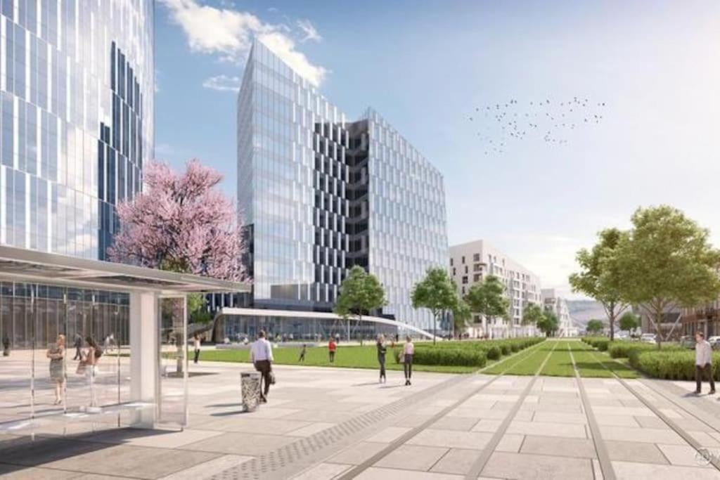Paradis Express Neuf Face Aux Guillemins Liege Bagian luar foto